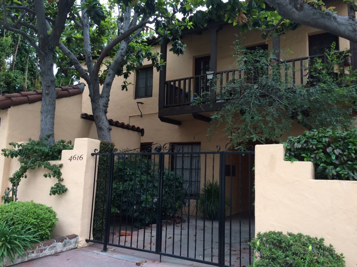 The front shot of the apartment complex